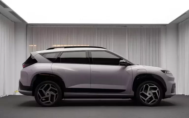 Hyundai EO — новый электрический полноприводный внедорожник