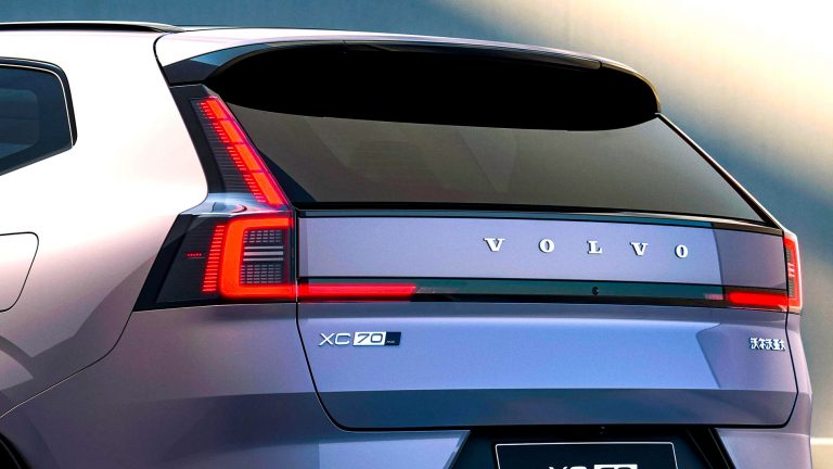 Volvo XC70 новый кроссовер с гибридом и дальним пробегом