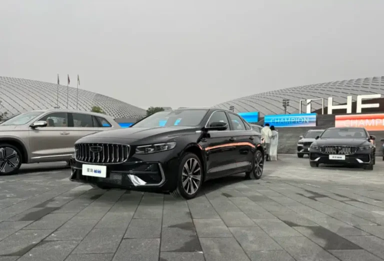 Geely Preface i-HEV: Новый уровень гибридных технологий